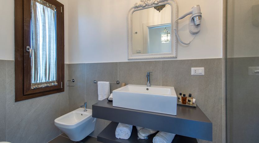 Photo of Vintage Vinery