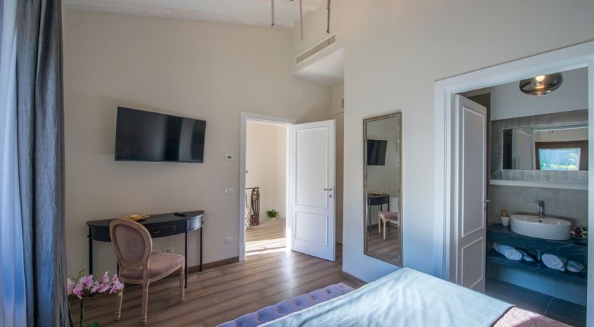 Photo of Vintage Vinery