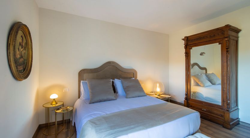 Photo of Vintage Vinery