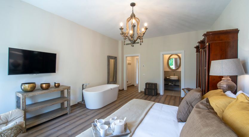 Photo of Vintage Vinery