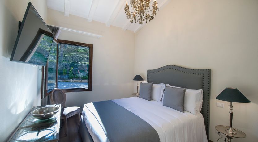 Photo of Vintage Vinery