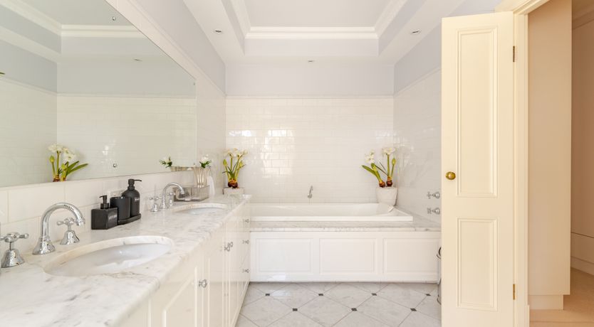 Photo of Vine & Glen