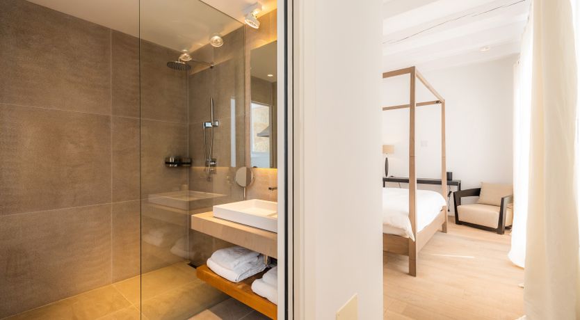 Photo of Aquarius Serenity