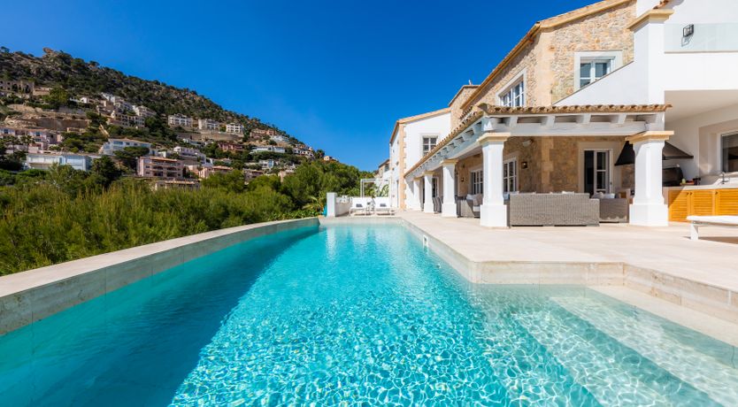 Photo of Aquarius Serenity