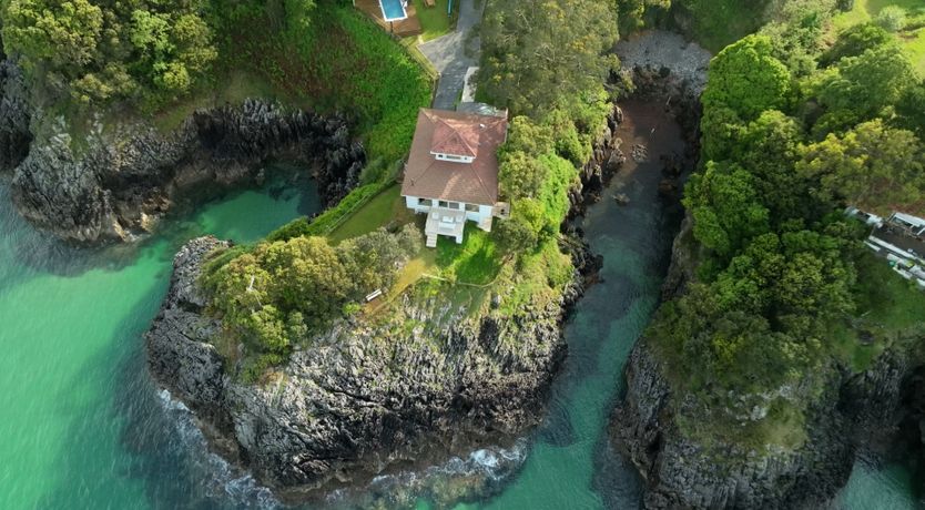 Photo of Paradise Peninsula