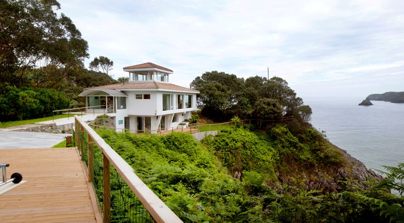 Photo of Paradise Peninsula