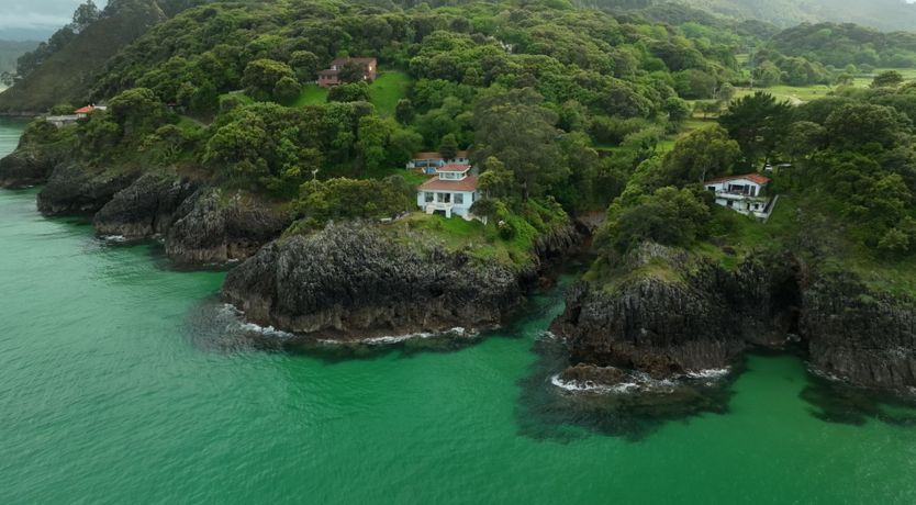 Photo of Paradise Peninsula