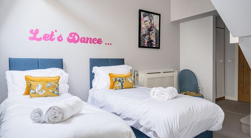 Photo of Georgian Chapel