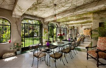 Montecito Oasis Holiday Home