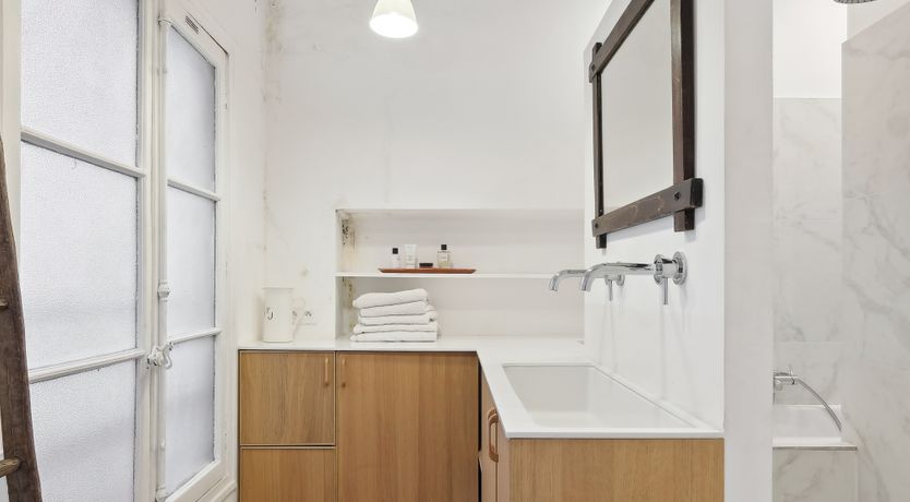 Photo of Simply Parisian