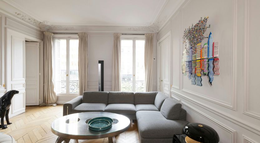 Photo of Parisian Boulevard