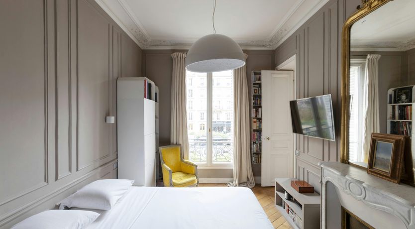 Photo of Parisian Boulevard