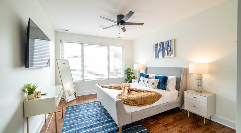 Photo of Charlotte Chic