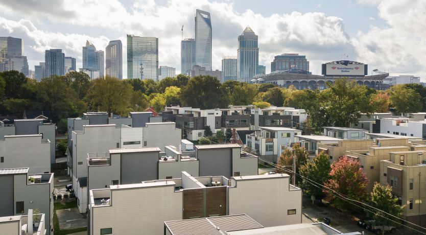 Photo of Charlotte Chic