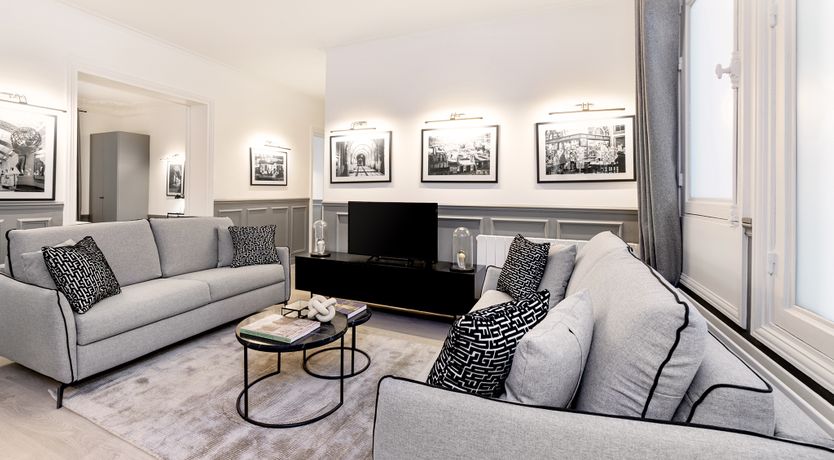 Photo of Monochromatic Musing