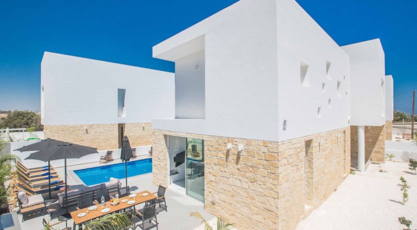 Photo of Ice Cold Lemonade