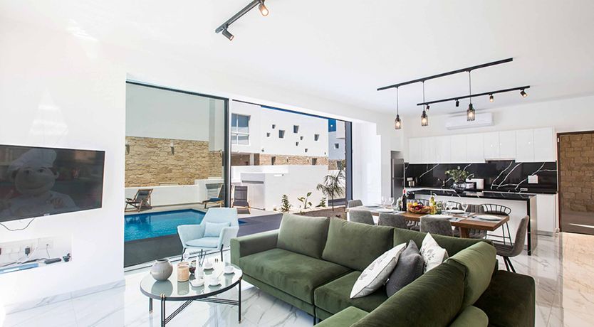 Photo of Ice Cold Lemonade