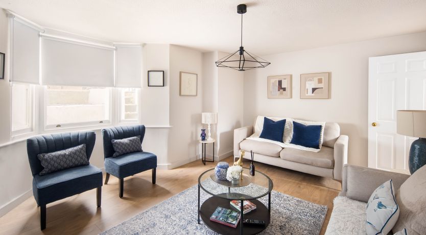 Photo of Round the Wicket