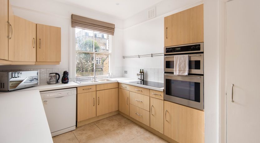 Photo of Round the Wicket