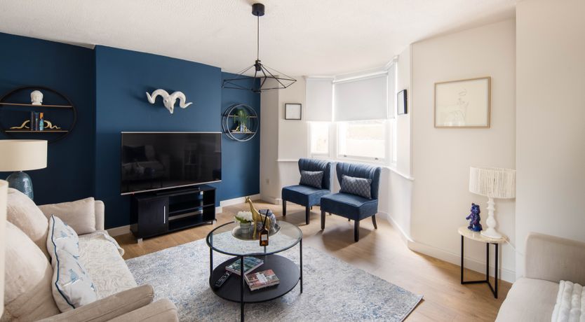 Photo of Round the Wicket