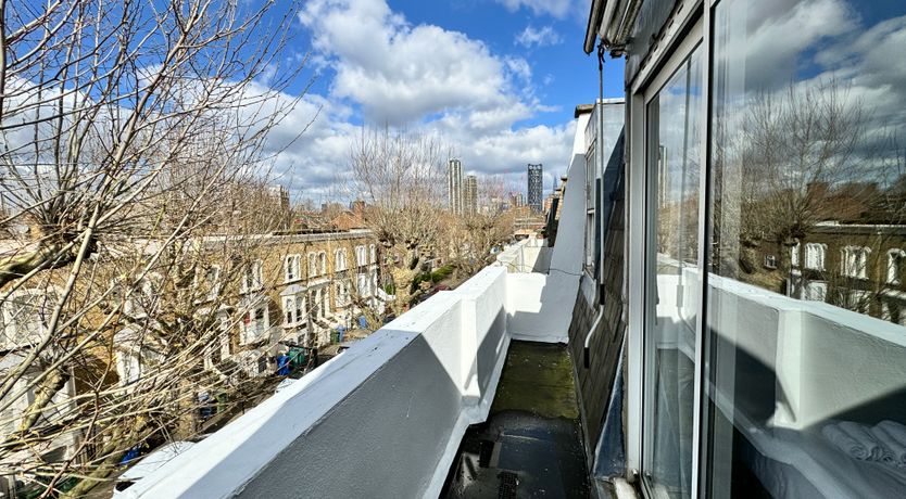 Photo of Round the Wicket