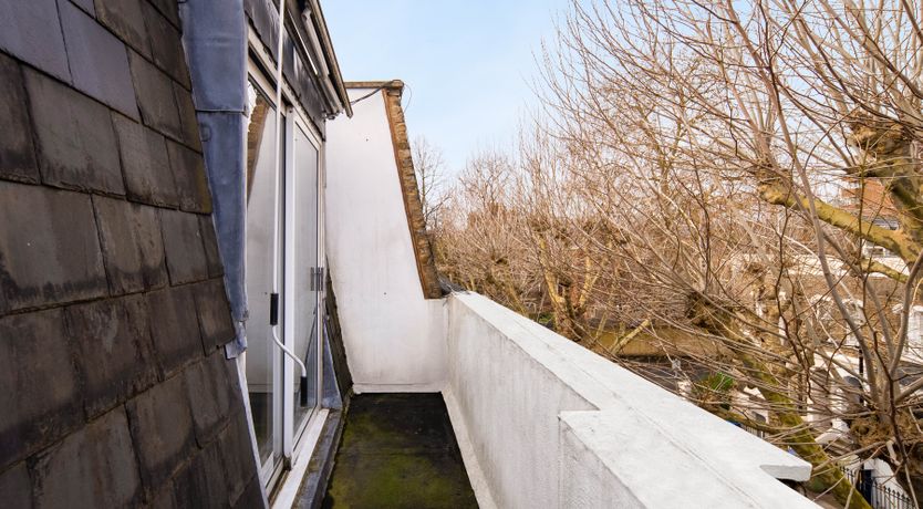 Photo of Round the Wicket