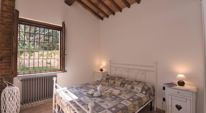 Photo of Tuscan Couplet