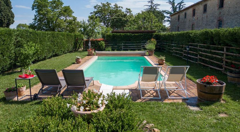 Photo of Tuscan Couplet