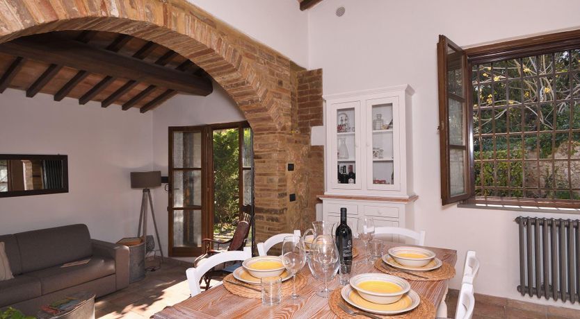 Photo of Tuscan Couplet