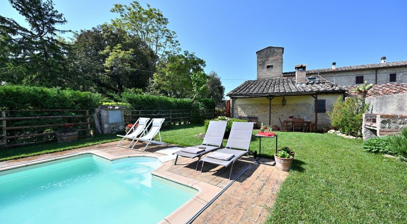 Photo of Tuscan Couplet