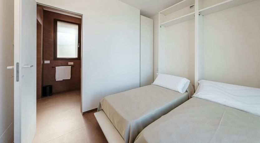 Photo of Sapphire Waters