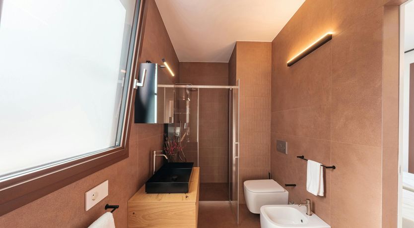 Photo of Sapphire Waters