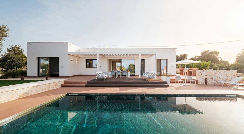 Photo of Sapphire Waters