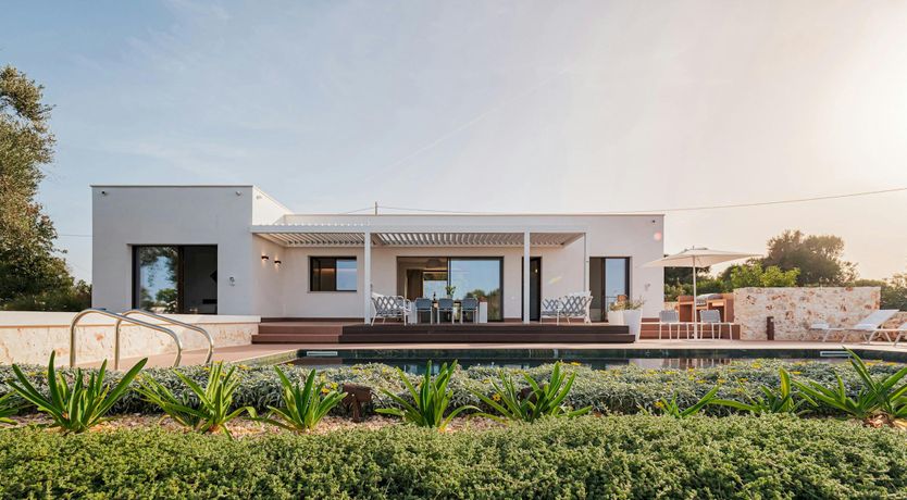 Photo of Sapphire Waters