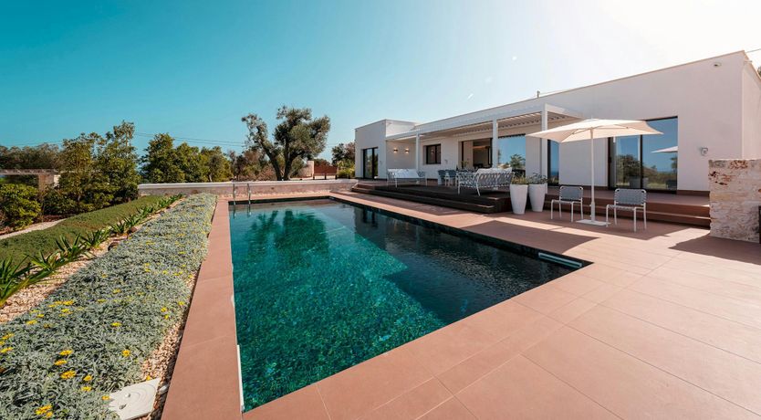 Photo of Sapphire Waters