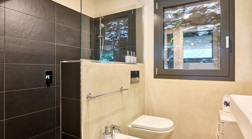 Photo of Como Contemporary