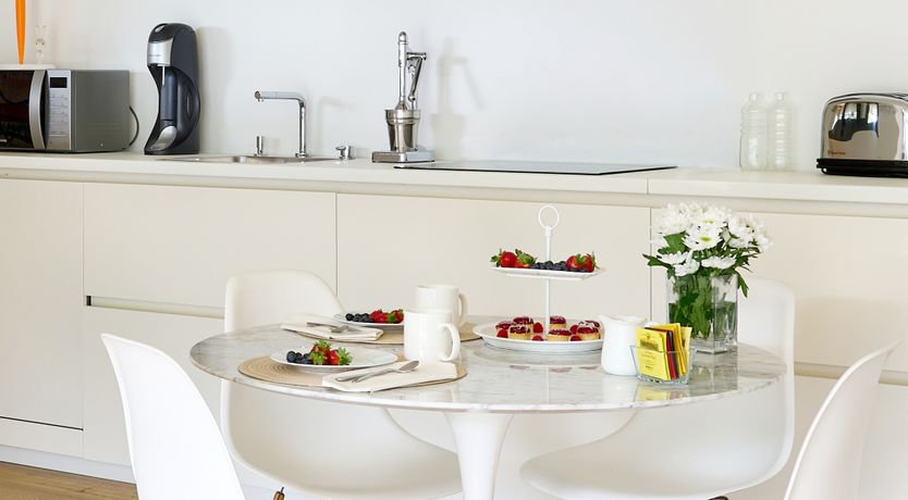 Photo of Como Contemporary