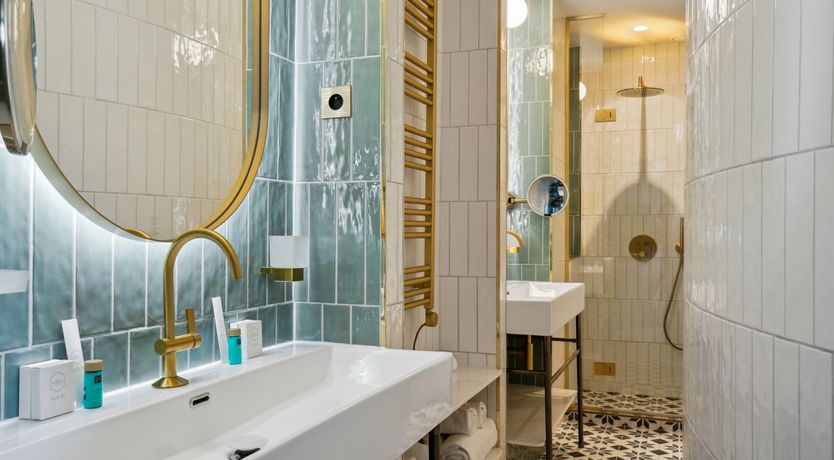 Photo of Cadenza Chic