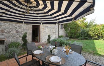 A Toast to the Tuscan Sun Holiday Home