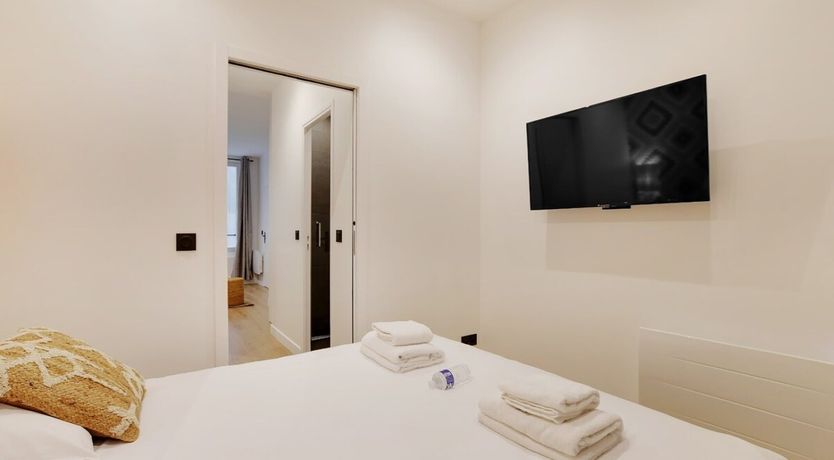 Photo of Parisian Melody