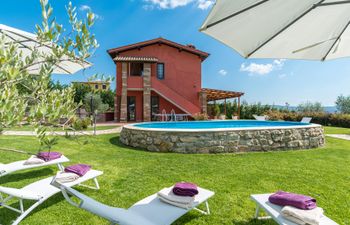 Casa Nocciola Holiday Home