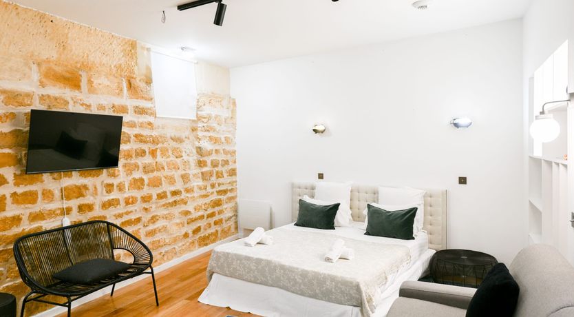 Photo of Bastille Beauty