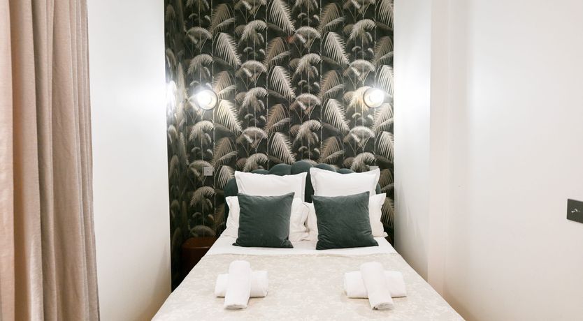 Photo of Bastille Beauty