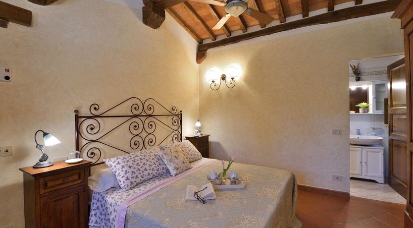 Photo of Chianti Stone