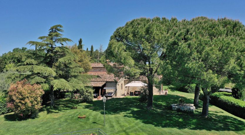 Photo of Chianti Stone