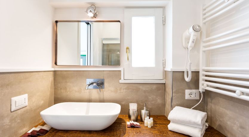 Photo of Sunbeams & Citrus