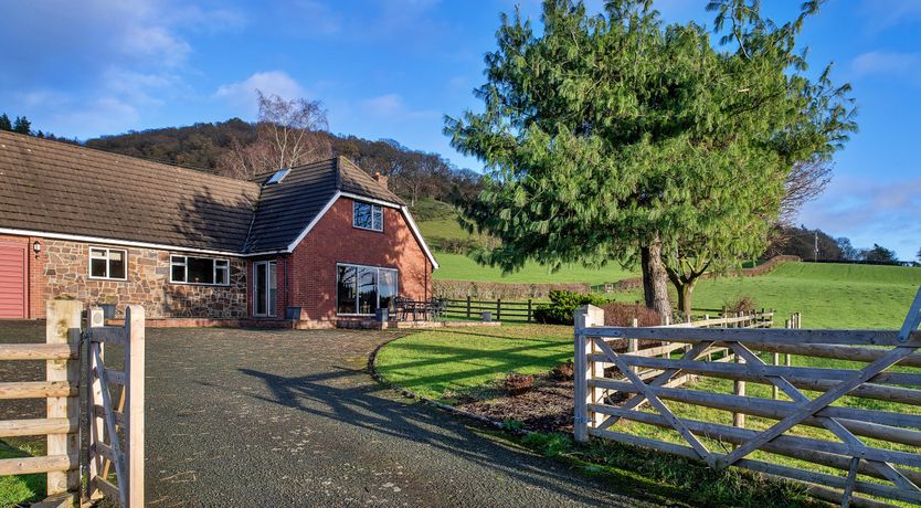 Photo of Otter Lodge