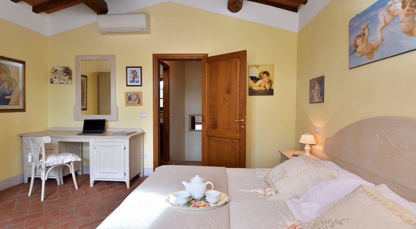 Photo of The Grapevine