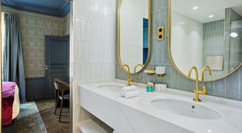 Photo of Parisian Luxury