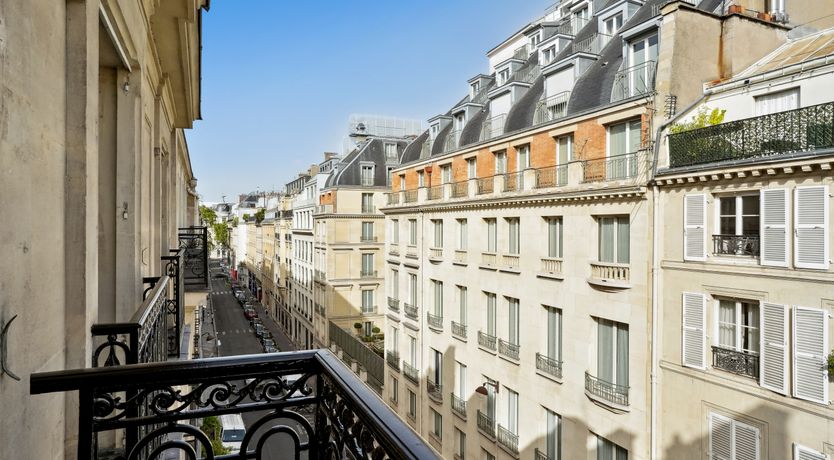 Photo of Parisian Luxury